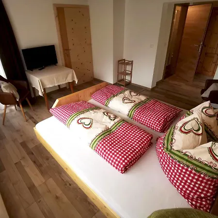 Vakantieboerderij Angstingerhof - Familie Islitzer Prägraten